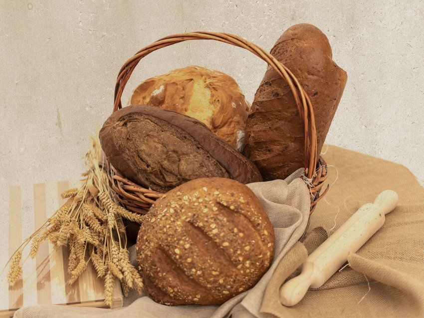 Imagen de unos panes colocados en una cesta