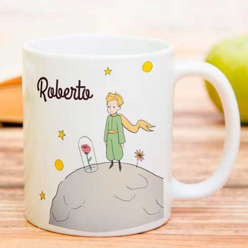 Taza personalizada con un dibujo y un nombre